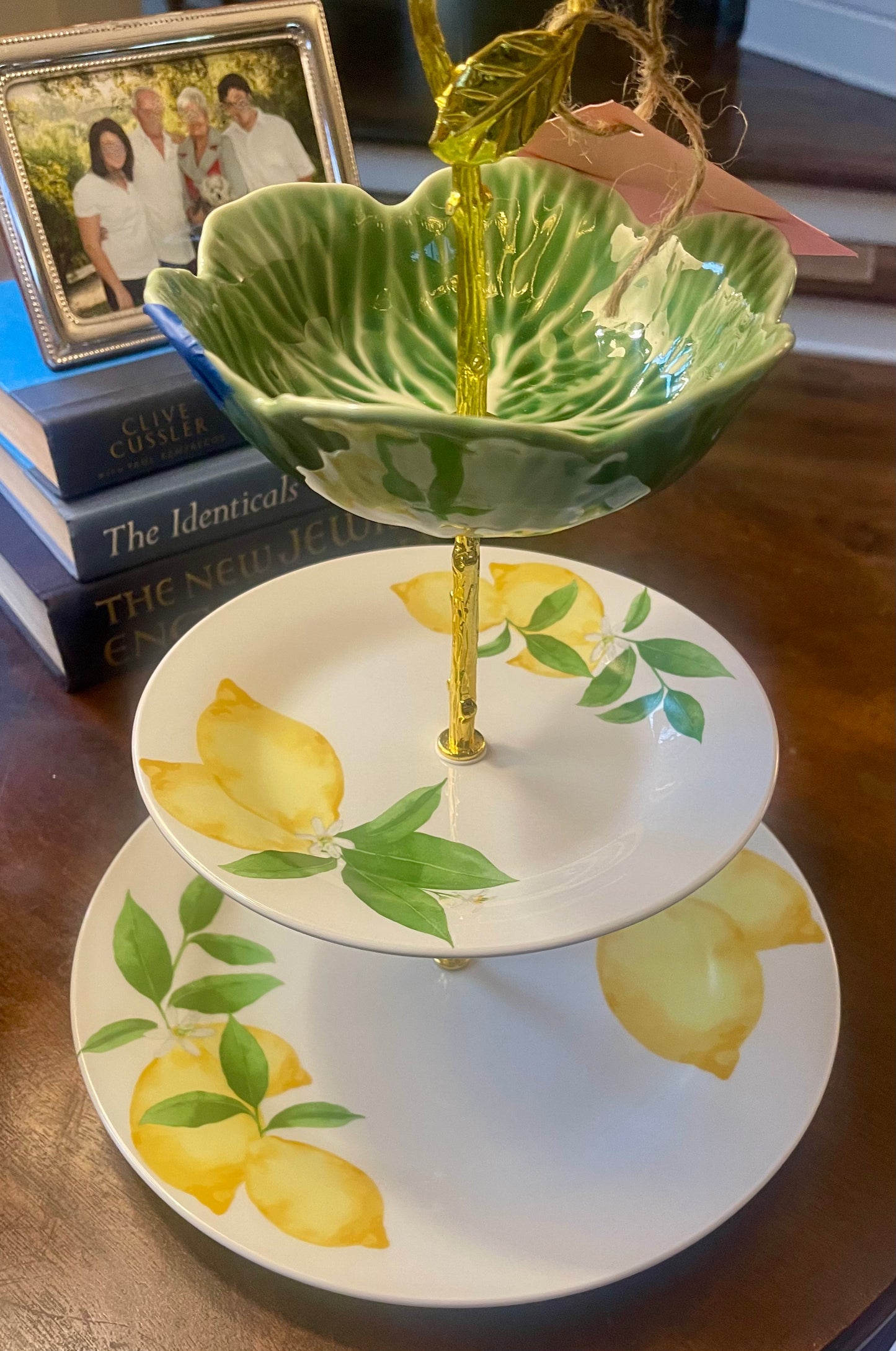 Garden of Lemons | 3 Tiered Plate Stand