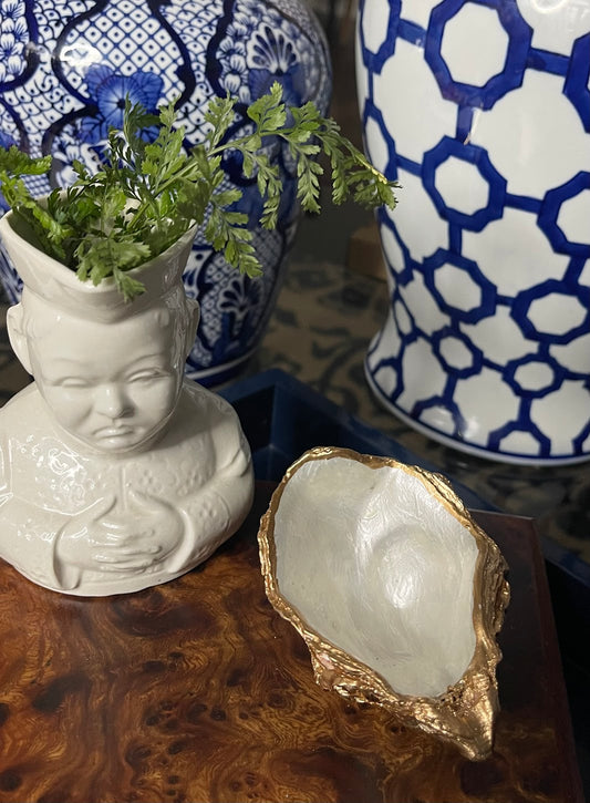 Pearled | Grande Oyster Shell Trinket Dish