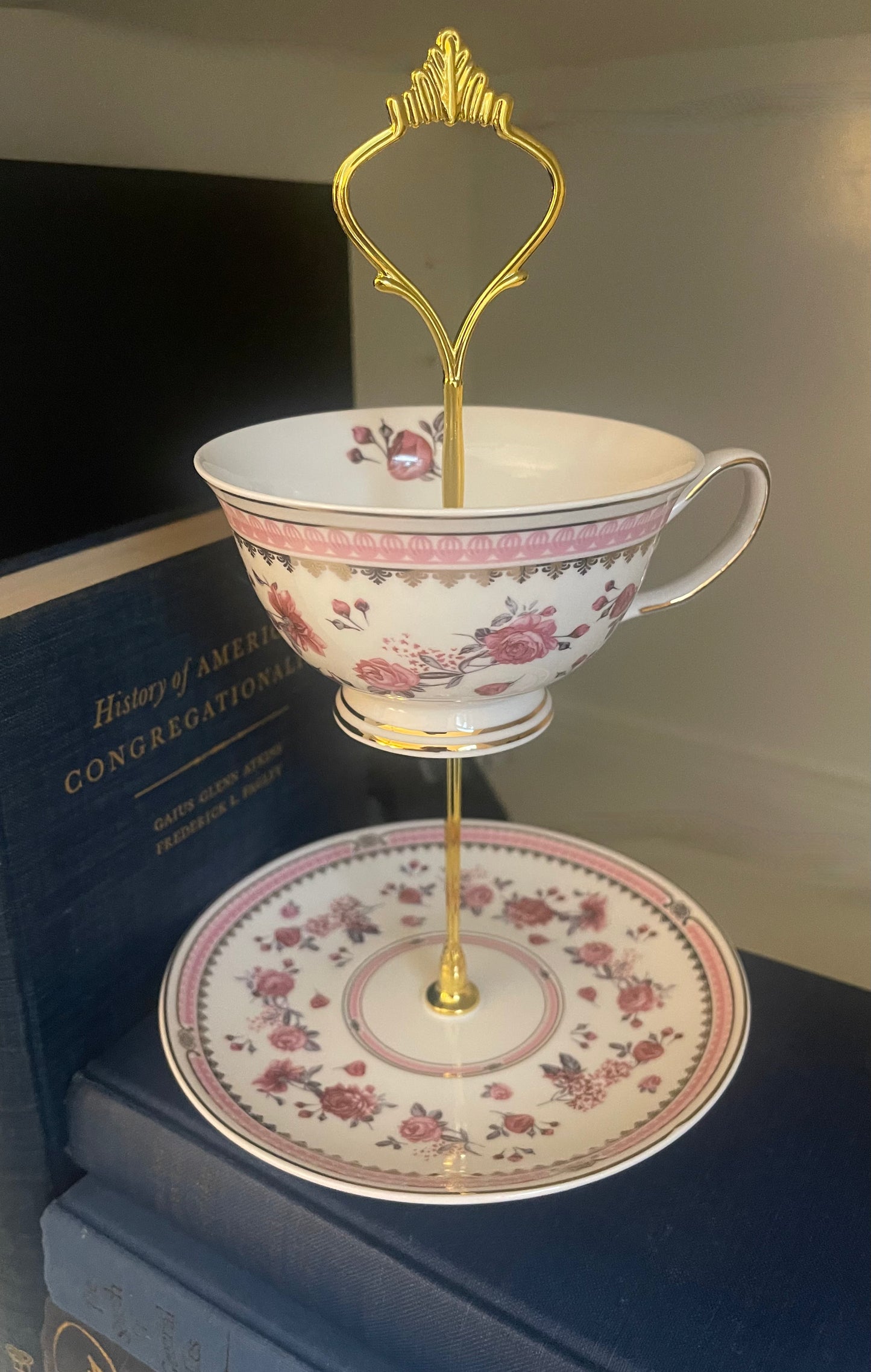 Victoria Rose | Tea Cup Tiered Stand