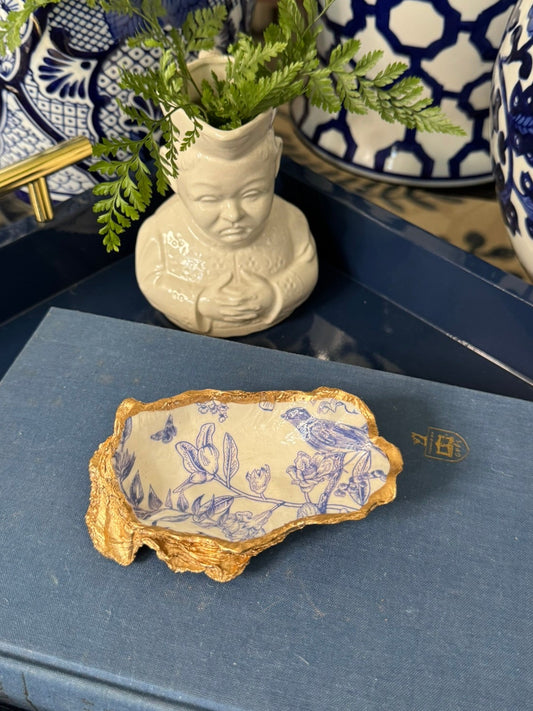 Blue & White Toile | Grande Oyster Shell Trinket Dish