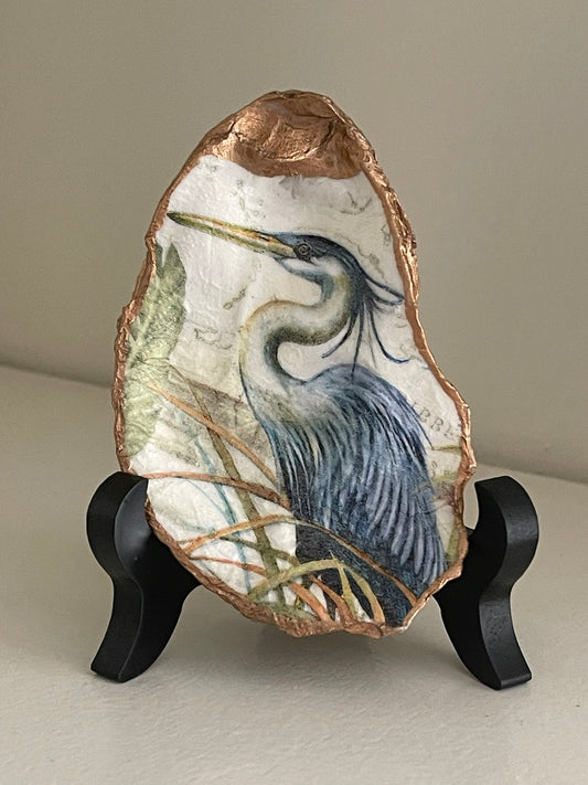 BIRD, BLUE & WHITE, COLLECTABLE, DECOR, GRANDE SHELL, HEIRLOOM, OYSTER SHELL, SURCEE