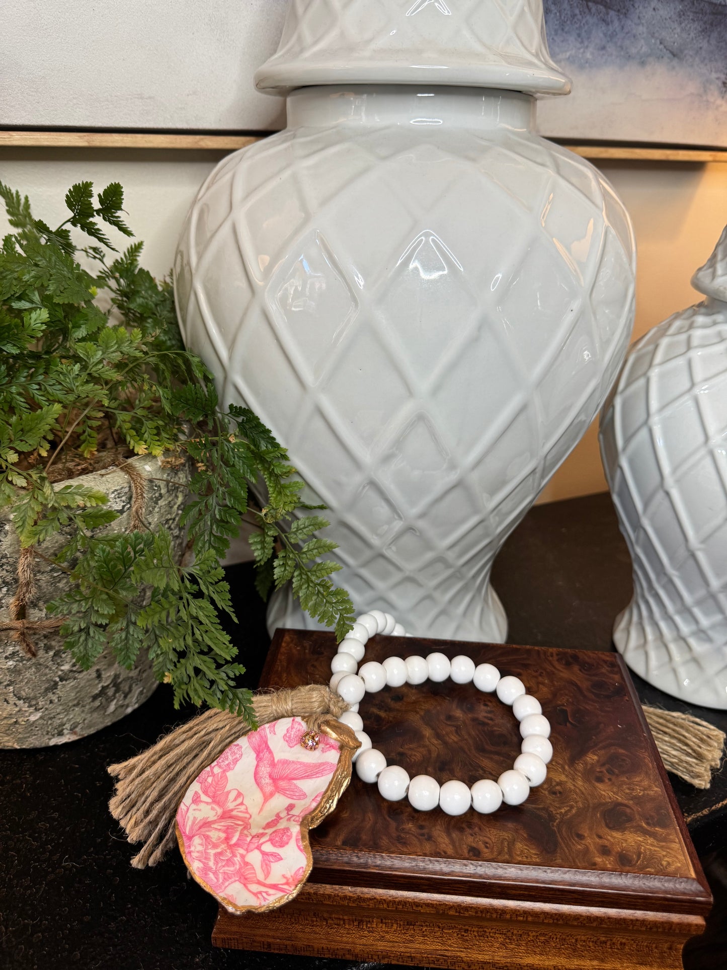 One Shell Oyster Garland