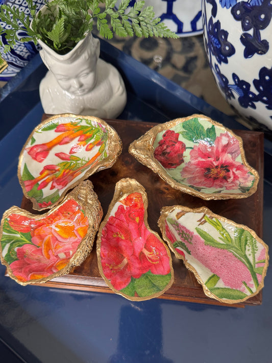 Island Bloom | Grande Oyster or Clam Shell Trinket Dish