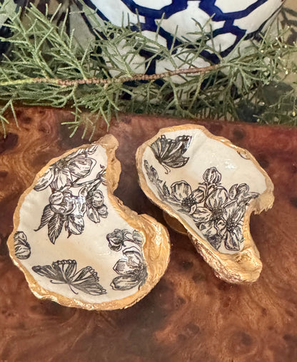 Salt & Pepper Oyster Dishes | Black Chinoiserie