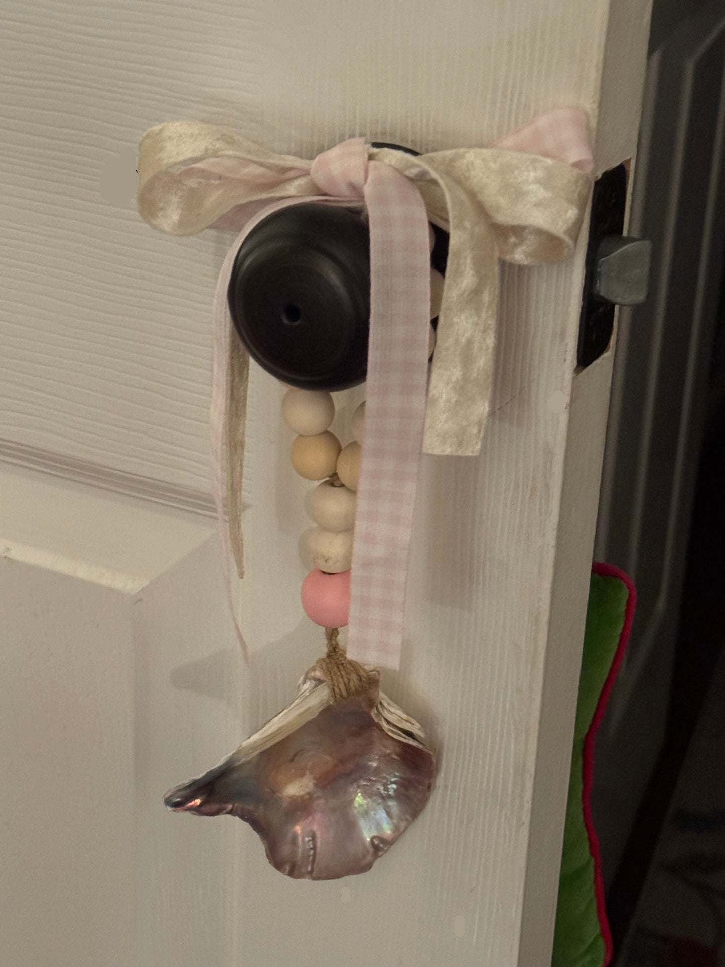 Door Knob Decor | Guest Room | Oyster Pink