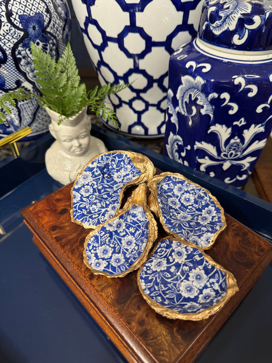 Navy & White Floral  | Grande Oyster Display Shell