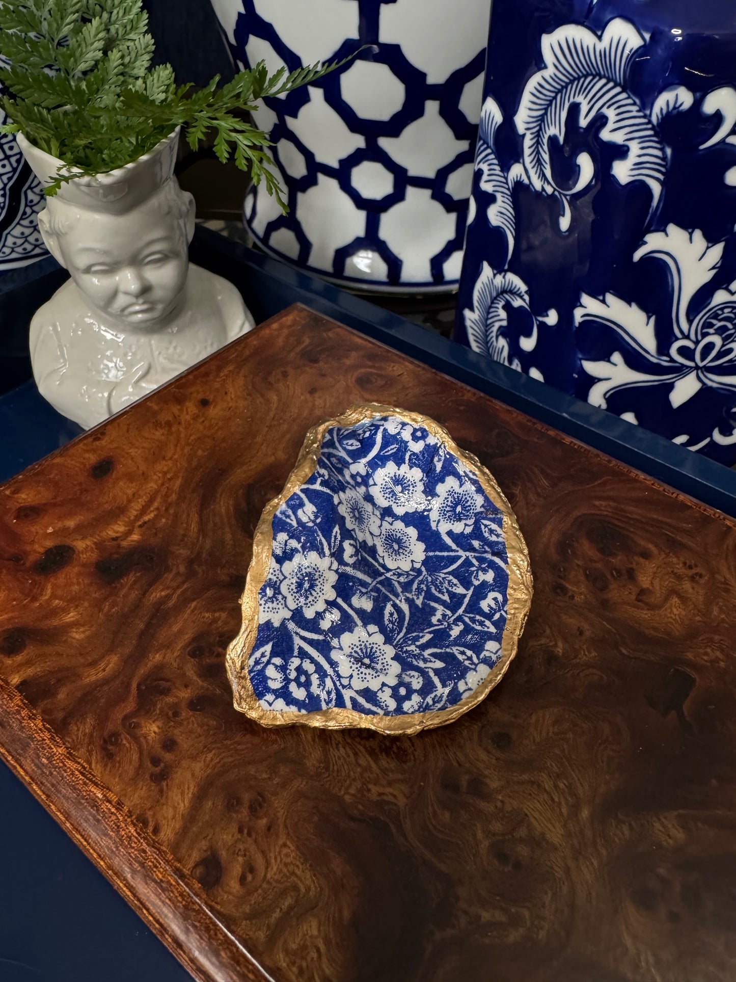 Navy & White Floral  | Grande Oyster Display Shell