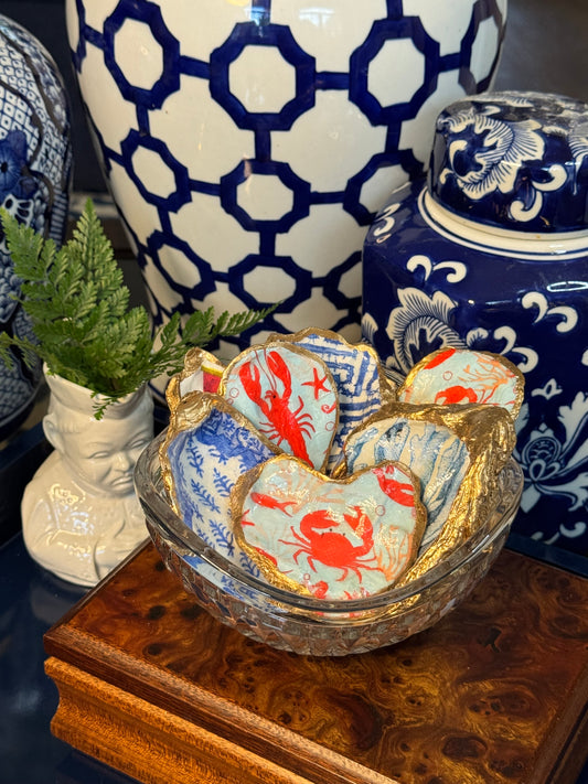 Lobster & Crab Roll | Petite Oyster Display Shell