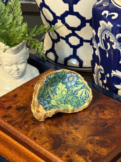 Green Botanical | Petite Oyster Display Shell