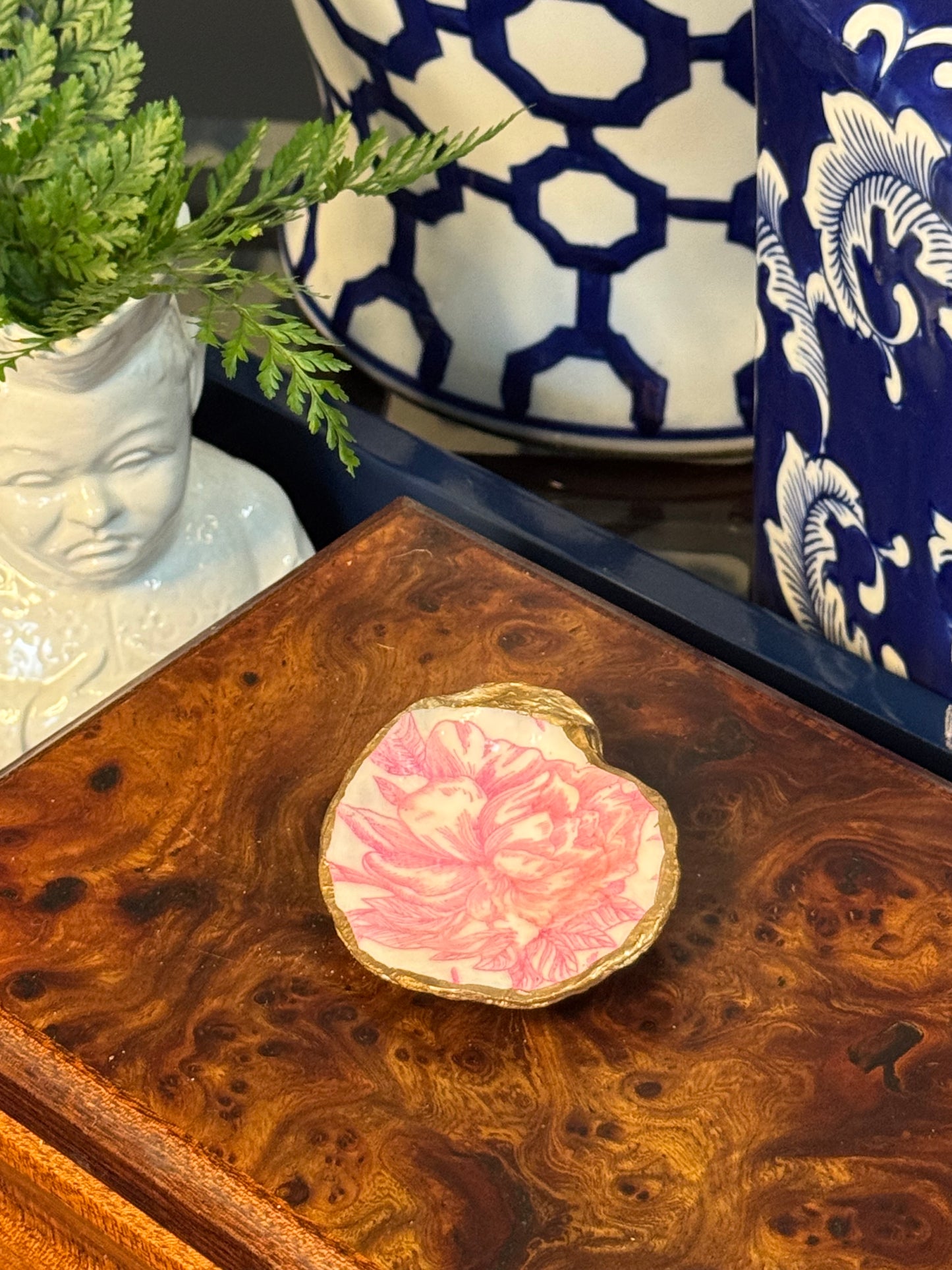 Pink & White Hummingbird Toile | Petite Oyster Display Shell