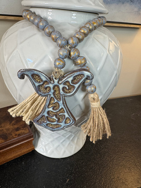 One Shell Oyster Garland | Angel