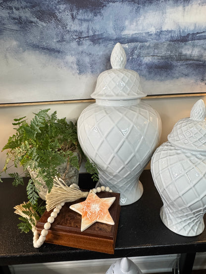 One Shell Oyster Garland | Pink Star