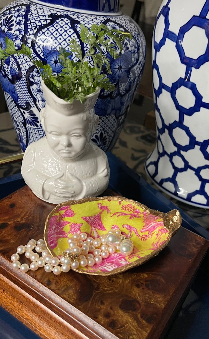 Sunny Chartreuse | Grande Oyster Shell Trinket Dish