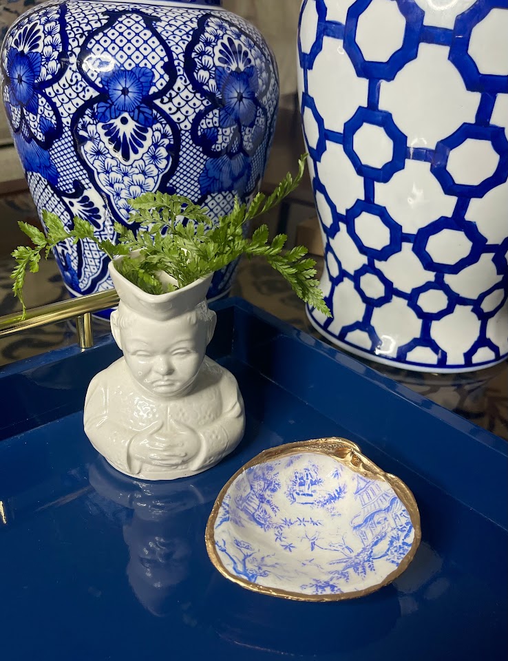 Blue Toile| Medium or Grande Clam Trinket Dish