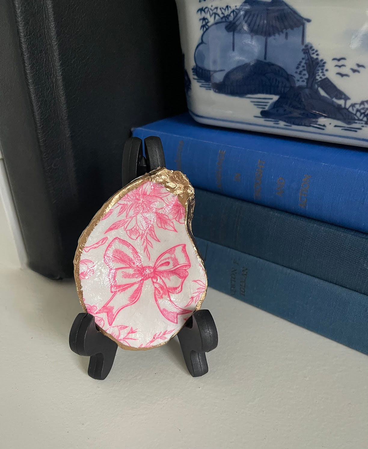 Pink Bows | Petite Oyster Shell Trinket Or Display