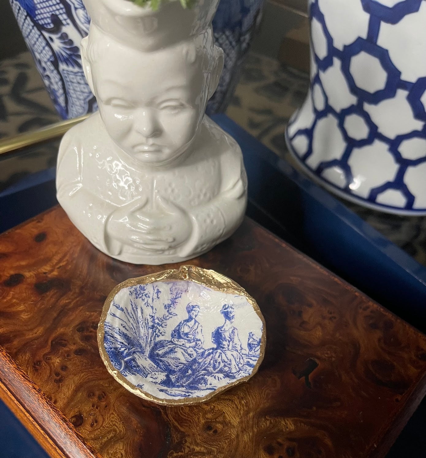Blue Harvest Toile | Petite Clam Shell Trinket Dish