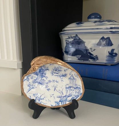 Blue Toile| Medium or Grande Clam Trinket Dish