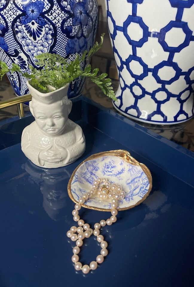 Blue Toile| Medium or Grande Clam Trinket Dish