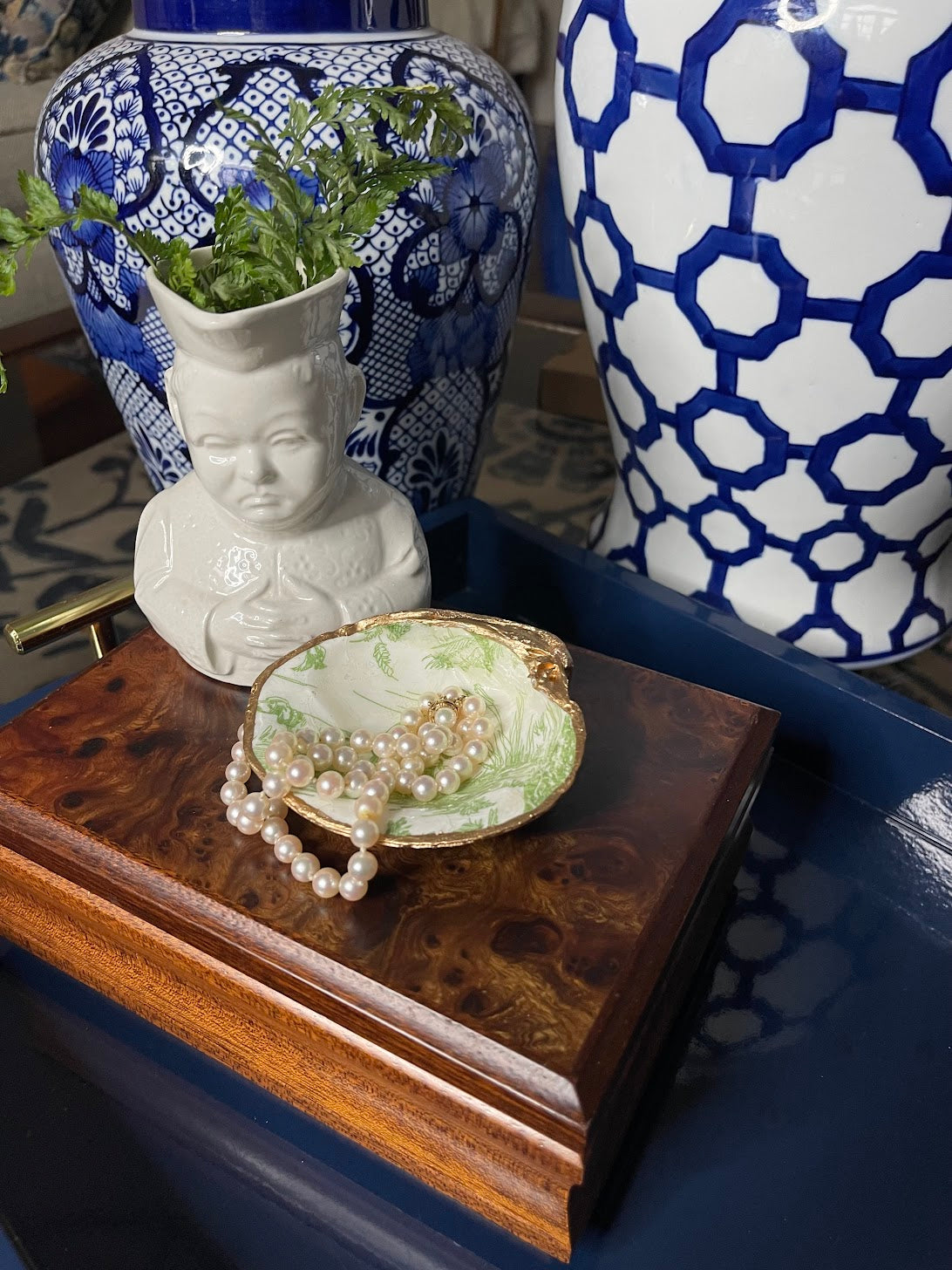 Green Toile Reverie | Medium Clam Shell Trinket Dish