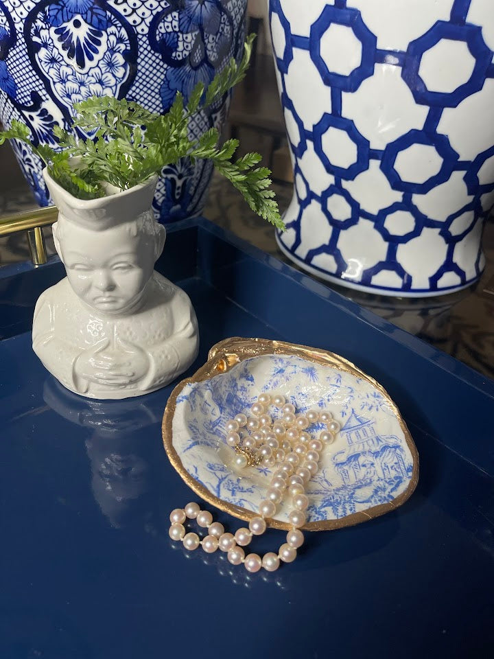 Blue Toile| Medium or Grande Clam Trinket Dish