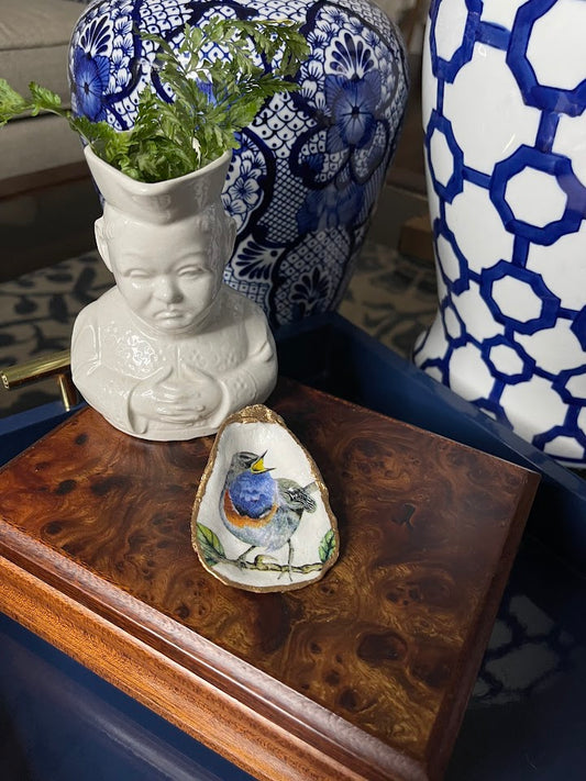 Single Songbird | Petite Oyster Display Shell